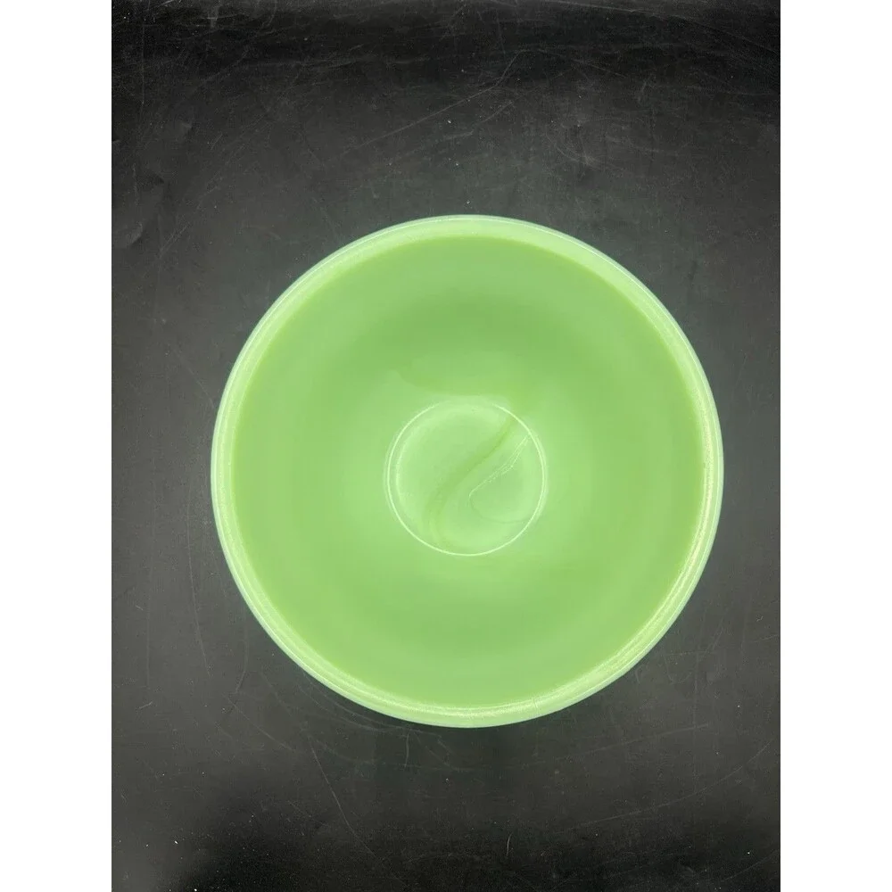 Vintage McKee Jadite Uranium Glass 4 Cup Mixing Bowl MCK UV Reactive 7”